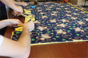 Tying Blankets Tying Blankets